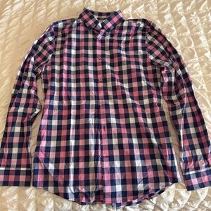 EXPRESS MODERN FIT BUTTON DOWN STRETCH SHIRT